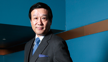 NTTデータ 代表取締役社長 岩本敏男 - 週刊BCN+