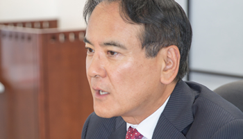 マカフィー　代表取締役社長　山野 修