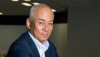 日商エレクトロニクス　代表取締役社長CEO　寺西清一
