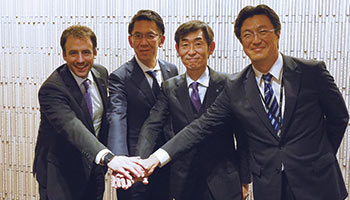 日本マイクロソフトら3社、国内初、勘定系システムのパブリッククラウド化