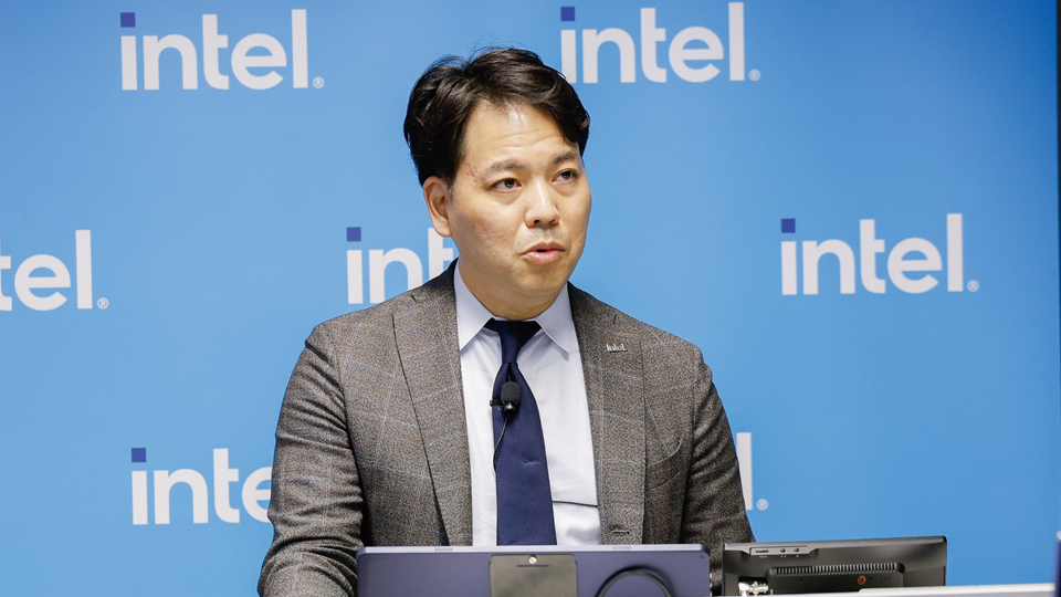 インテル、「AIの民主化」を開発と製品で支援　報道向けセミナーでAI 戦略を説明