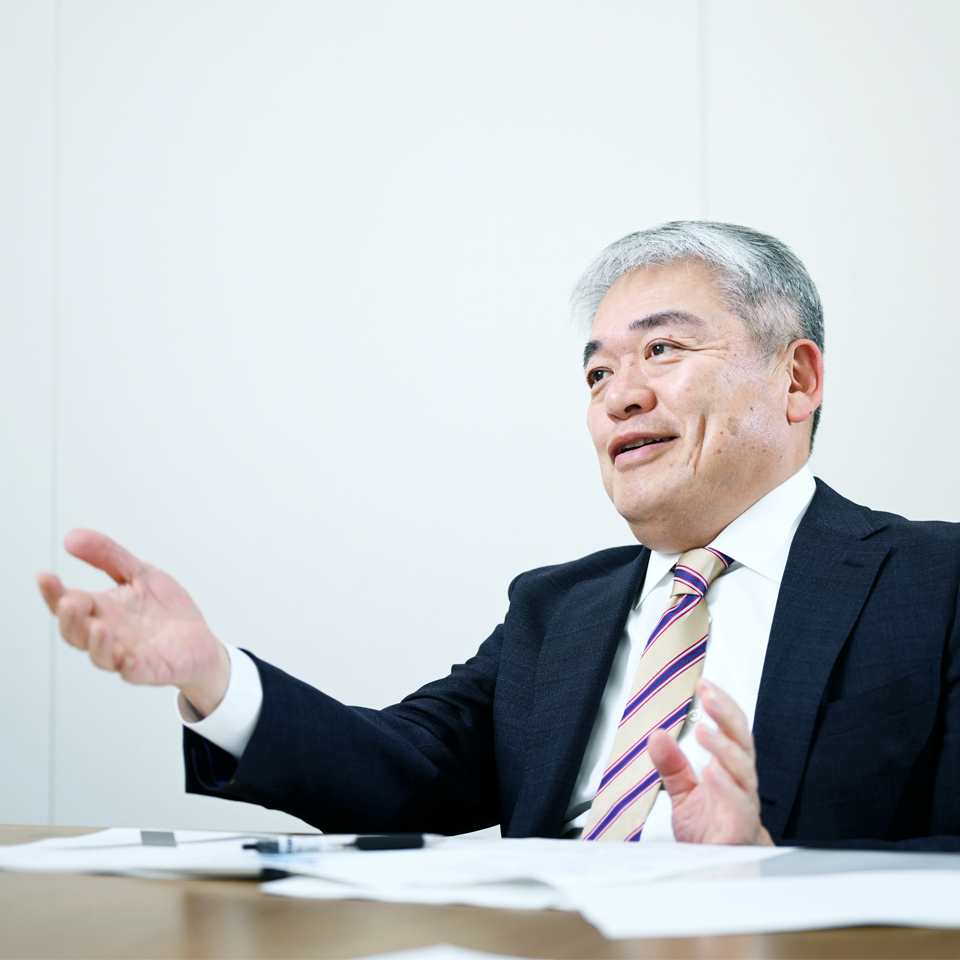 電通総研　代表取締役社長 社長執行役員 最高経営責任者兼最高執行責任者　岩本浩久
