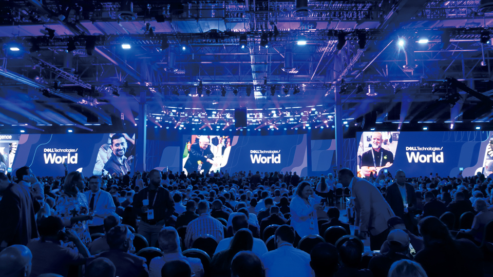 デル、年次イベント「Dell Technologies World 2025」を開催　成長の“電力”として生成AI実装をパートナーと推進