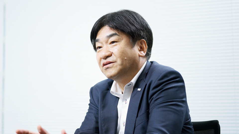 豊富な製品ラインアップとAI技術　“言葉”で映像を検索する監視カメラ「VORTEX」　自然言語で検索して目的のシーンを迅速に発見