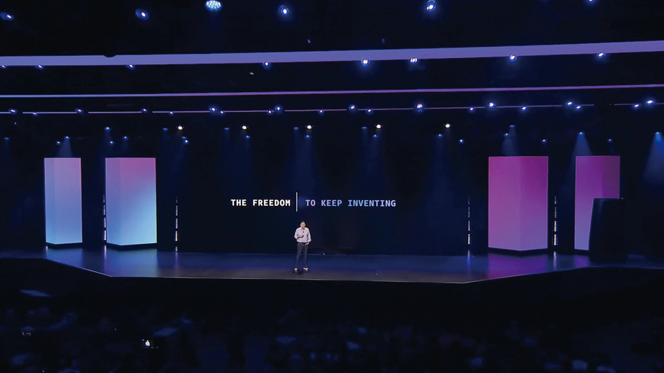 AIエージェントで「発明の自由」を届ける　米AWS、年次イベント「re:Invent 2025」を開催