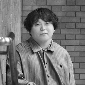 努力する人を照らす窓に