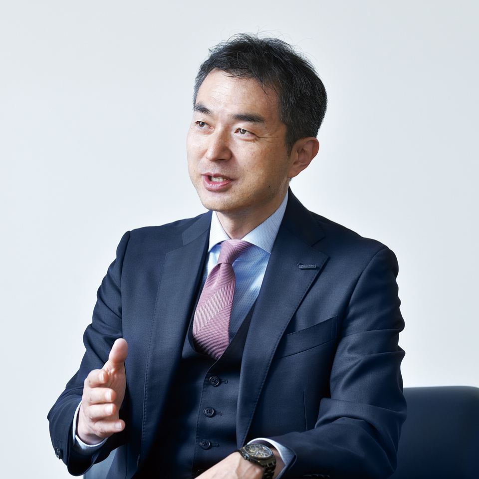 NTTデータグループ　代表取締役社長CEO　中山和彦