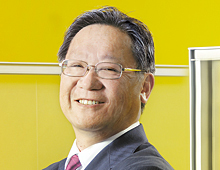 小島　基