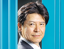 伊東　達雄