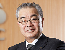 角　一幸