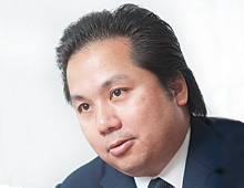 東瀬　エドワード